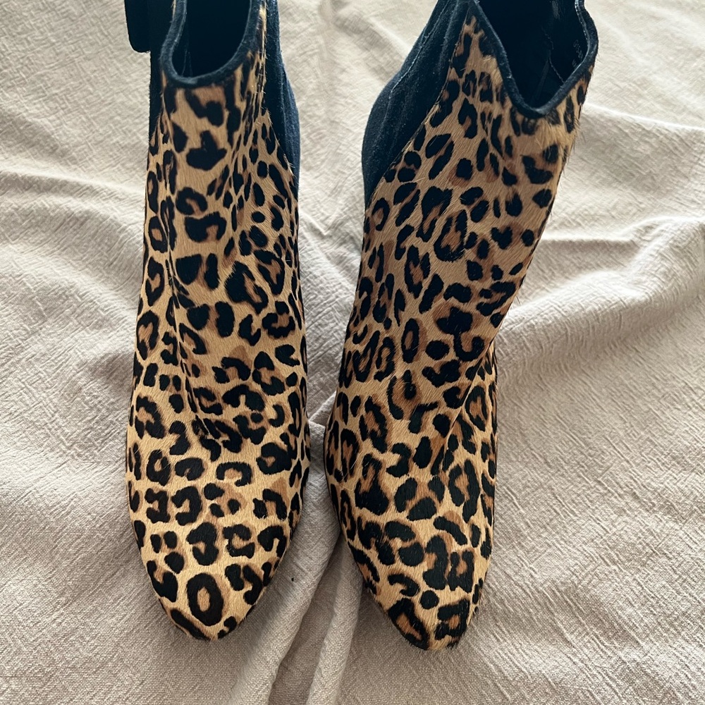 Cole Haan Grand.ØS Leopard Calf Hair Ankle Booties Size 6B